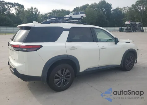 2022 Nissan Pathfinder Sv z USA, uszkodzony, nr VIN 5N1DR3BA8NC208806